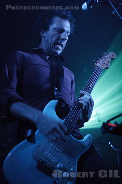 DEUS - 2006-04-26 - PARIS - Cabaret Sauvage - 